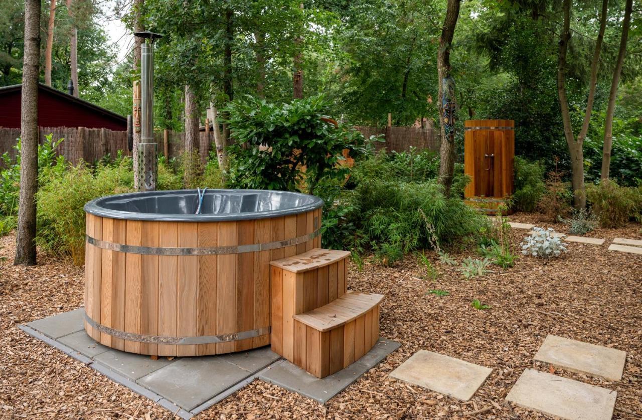 Zen-Bungalow No 4 Met Sauna En Hottub Rheezerveen Exterior foto